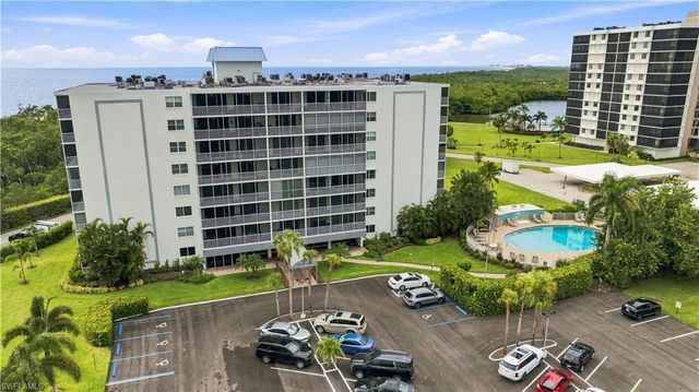 5 Bluebill AVE 702 + 802, Naples, FL 34108