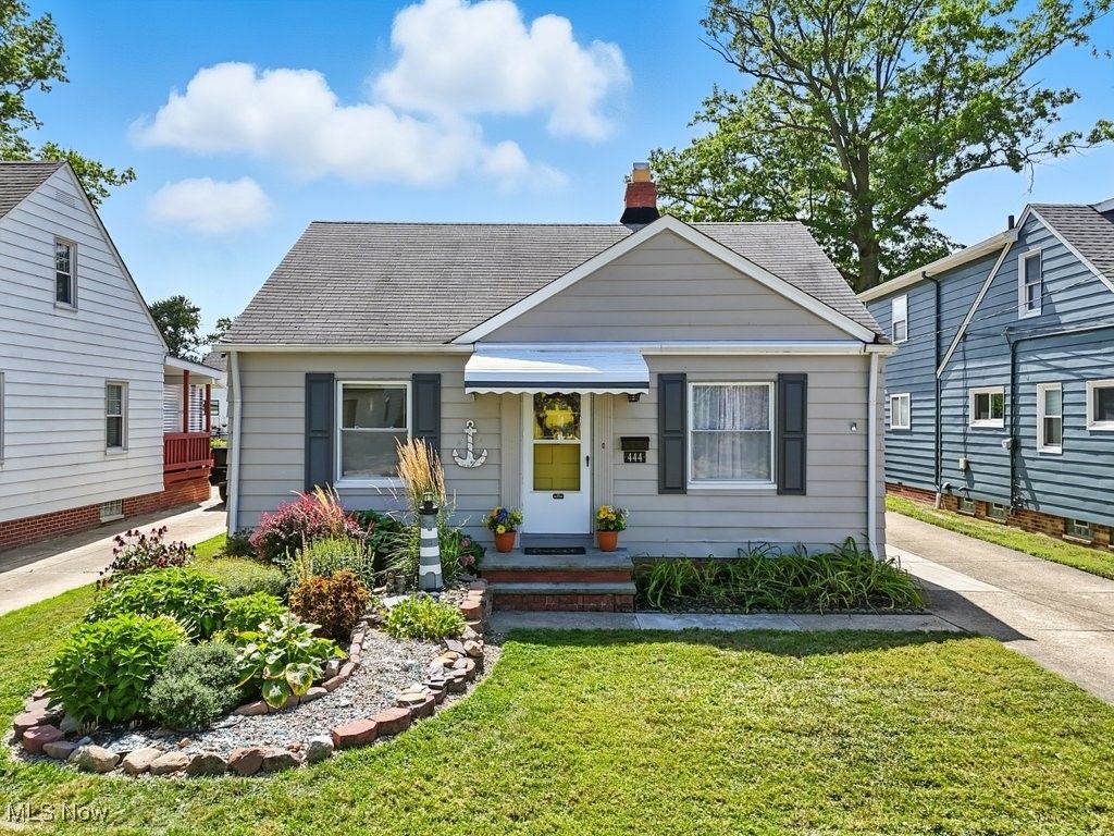 444 E 326th Street, Willowick, OH 44095