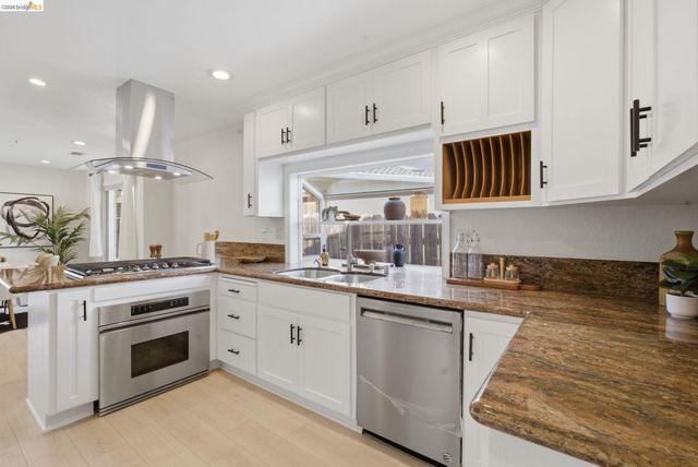 48423 Spokane Pl, Fremont, CA 94539