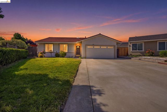 48423 Spokane Pl, Fremont, CA 94539