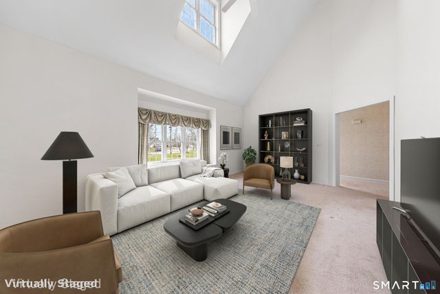 177 Thistle Pond Drive 177, Bloomfield, CT 06002