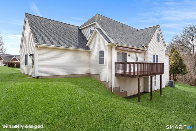 177 Thistle Pond Drive 177, Bloomfield, CT 06002