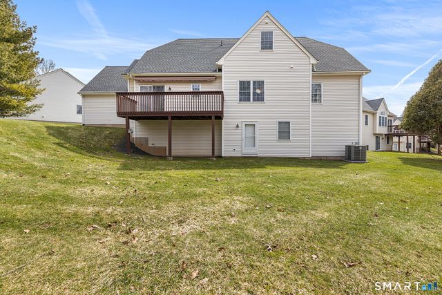 177 Thistle Pond Drive 177, Bloomfield, CT 06002