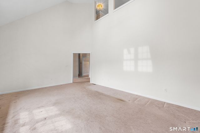 177 Thistle Pond Drive 177, Bloomfield, CT 06002