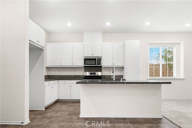 15901 Stresa Lane 6, Fontana, CA 92336