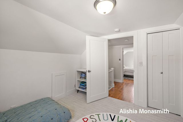 938 Colfax Avenue, Grand Haven, MI 49417