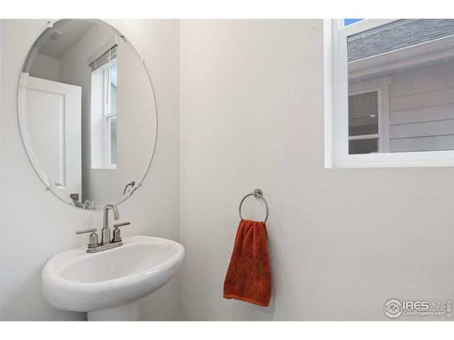 6044 Flying Mallard Dr, Fort Collins, CO 80528