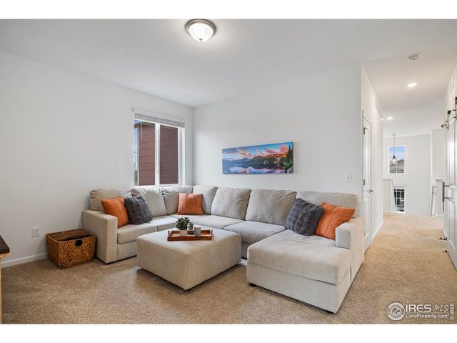 6044 Flying Mallard Dr, Fort Collins, CO 80528