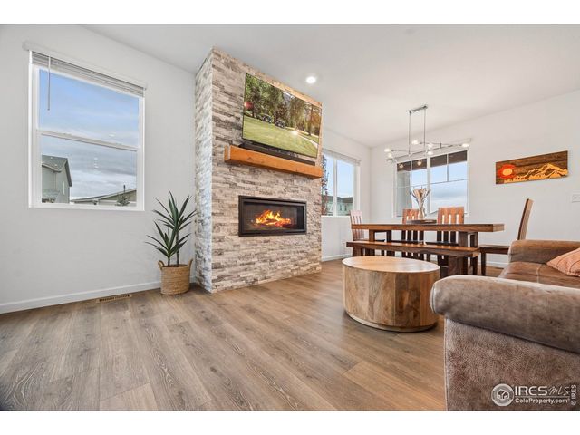 6044 Flying Mallard Dr, Fort Collins, CO 80528