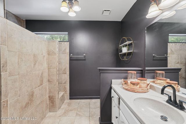 11565 Miller Road, Olive Branch, MS 38654
