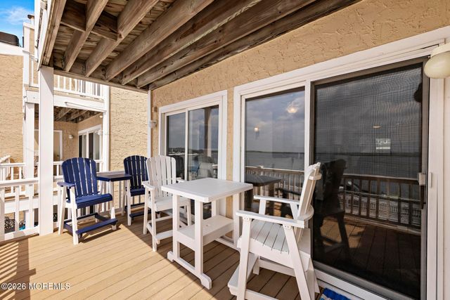 401 Bay Shore Drive 18B, Barnegat, NJ 08005