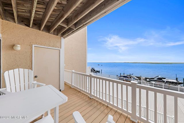 401 Bay Shore Drive 18B, Barnegat, NJ 08005