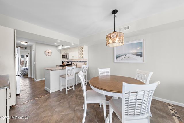 401 Bay Shore Drive 18B, Barnegat, NJ 08005
