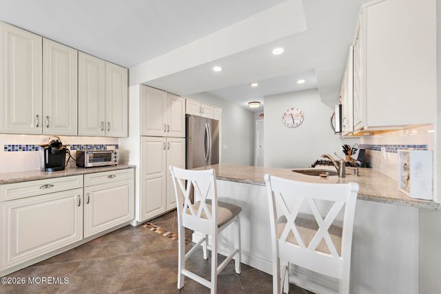 401 Bay Shore Drive 18B, Barnegat, NJ 08005