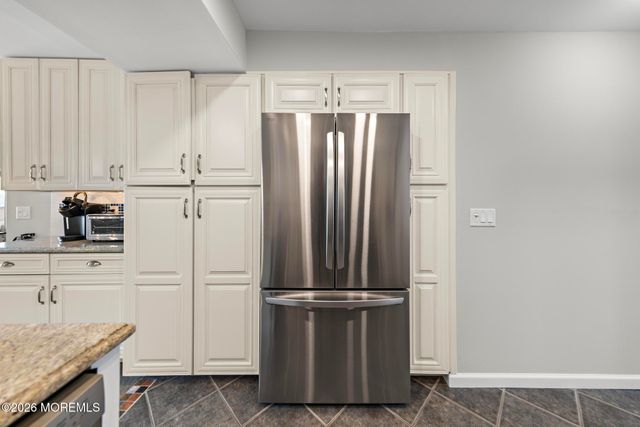 401 Bay Shore Drive 18B, Barnegat, NJ 08005