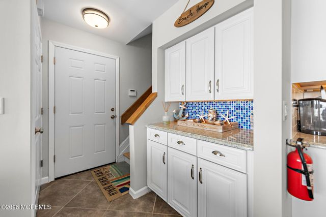 401 Bay Shore Drive 18B, Barnegat, NJ 08005