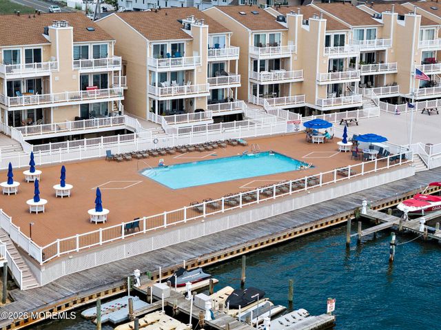 401 Bay Shore Drive 18B, Barnegat, NJ 08005