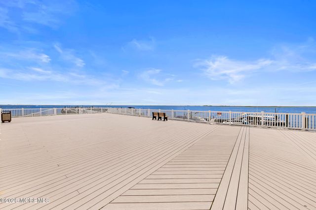 401 Bay Shore Drive 18B, Barnegat, NJ 08005