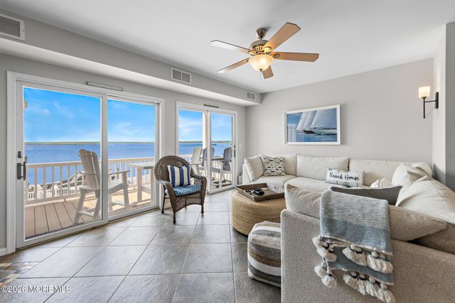401 Bay Shore Drive 18B, Barnegat, NJ 08005