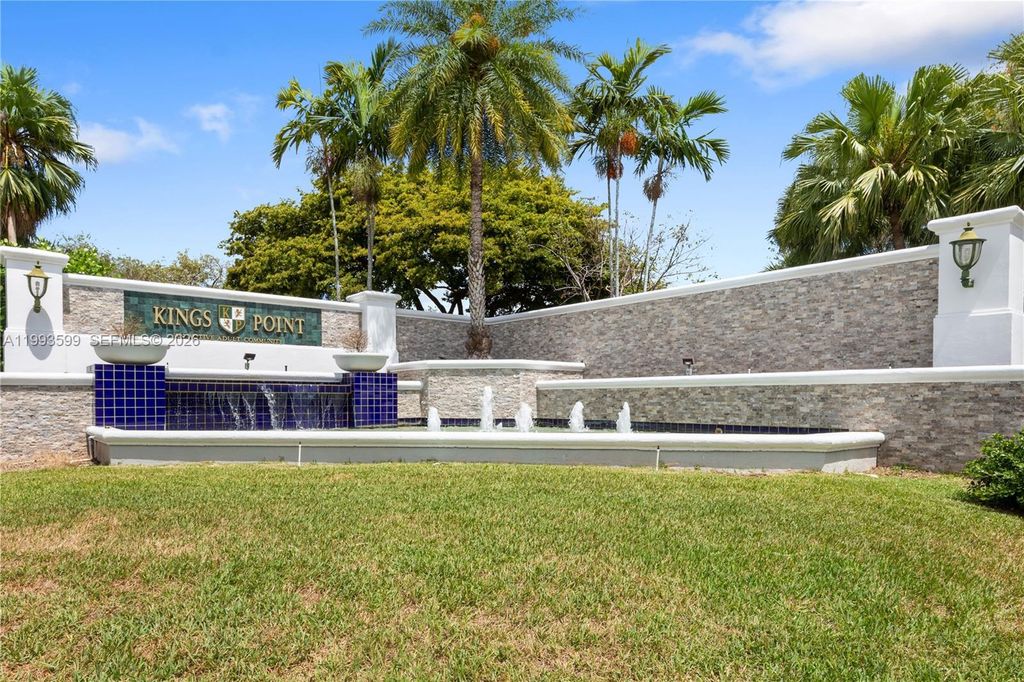 9660 S Belfort Circle 207, Tamarac, FL 33321
