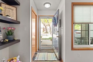 2217 Grand Avenue 6, West Des Moines, IA 50265