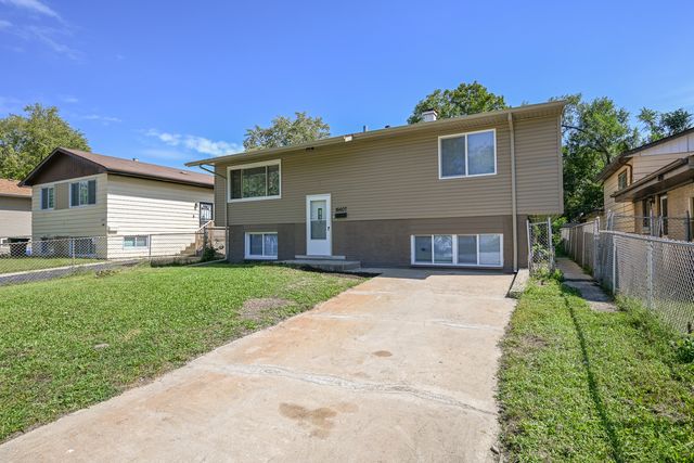16607 Paulina Street, Markham, IL 60428