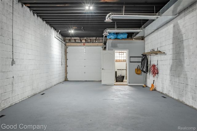 10305 W McNichols Road, Detroit, MI 48221