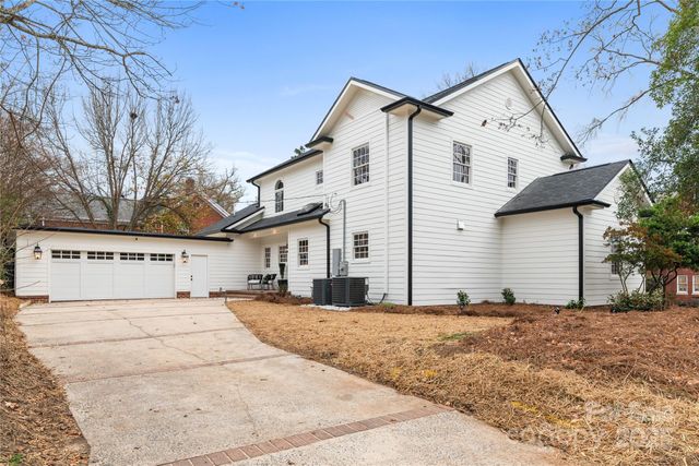 48 Spring Street NW, Concord, NC 28025