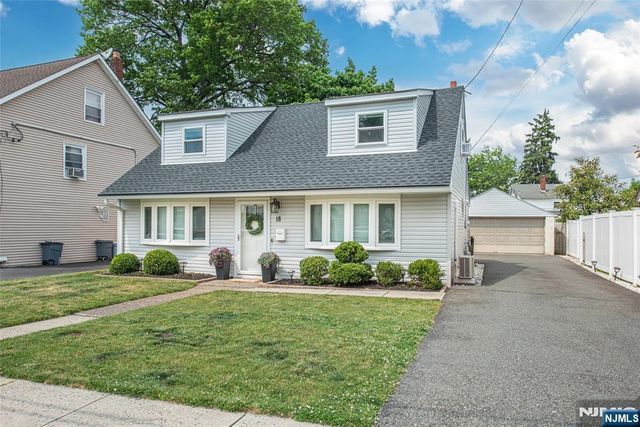 18 Sweetwood Drive, Cedar Grove, NJ 07009