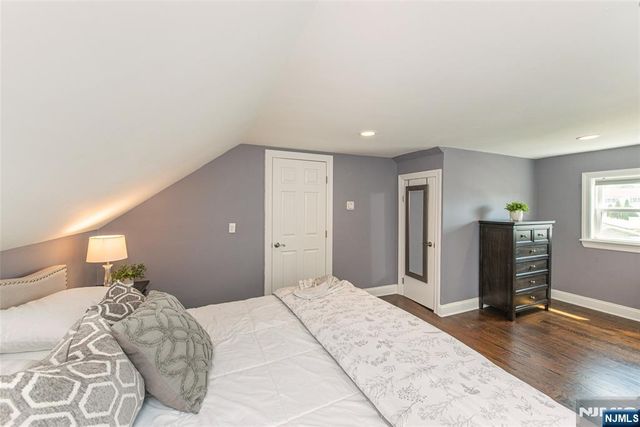 18 Sweetwood Drive, Cedar Grove, NJ 07009
