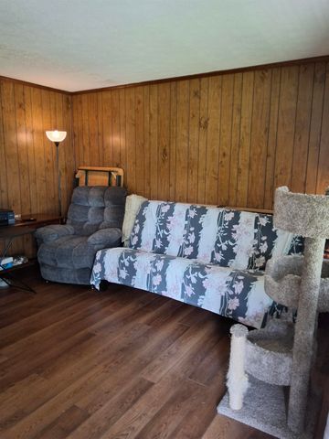 220 Rainbow Rd., Conway, SC 29526