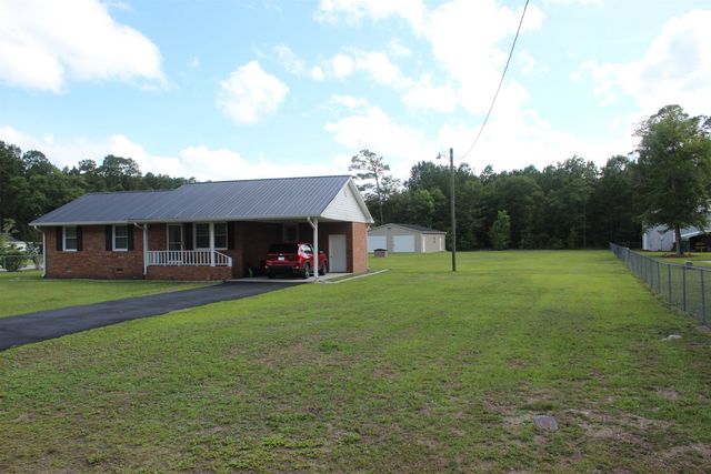 220 Rainbow Rd., Conway, SC 29526