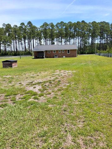 220 Rainbow Rd., Conway, SC 29526