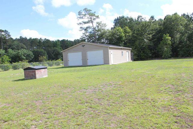 220 Rainbow Rd., Conway, SC 29526