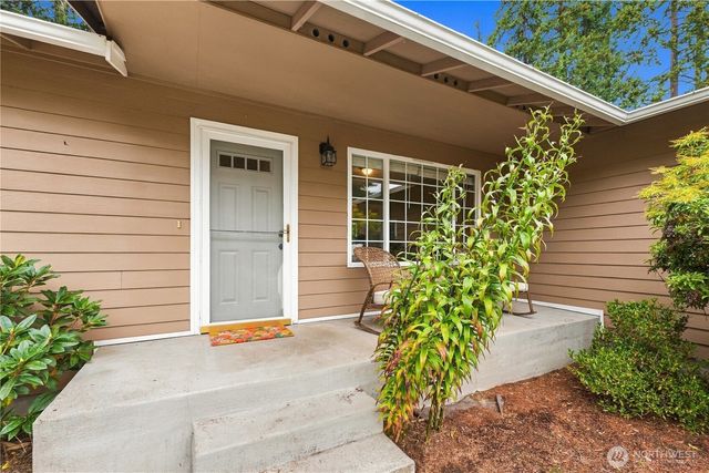 7721 Locust Avenue E, Bonney Lake, WA 98391