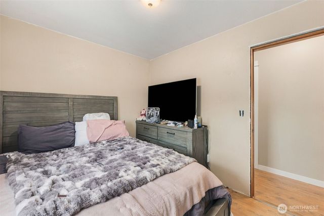 7721 Locust Avenue E, Bonney Lake, WA 98391