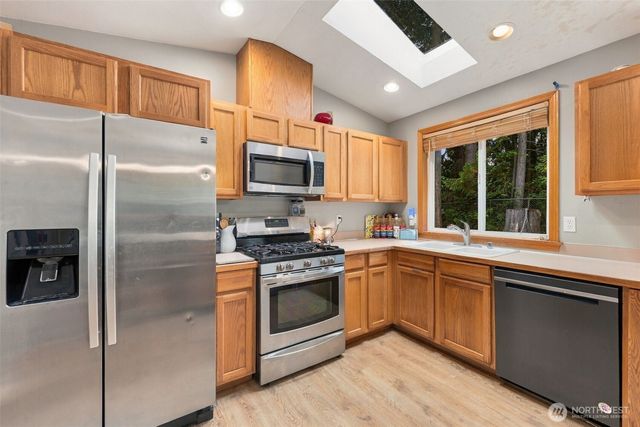 7721 Locust Avenue E, Bonney Lake, WA 98391