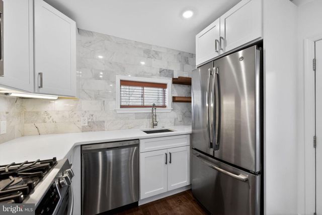 103 MCCLELLAN ST, Philadelphia, PA 19148