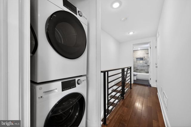 103 MCCLELLAN ST, Philadelphia, PA 19148