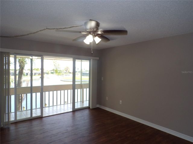 1080 BAL HARBOR BOULEVARD 4D, Punta Gorda, FL 33950