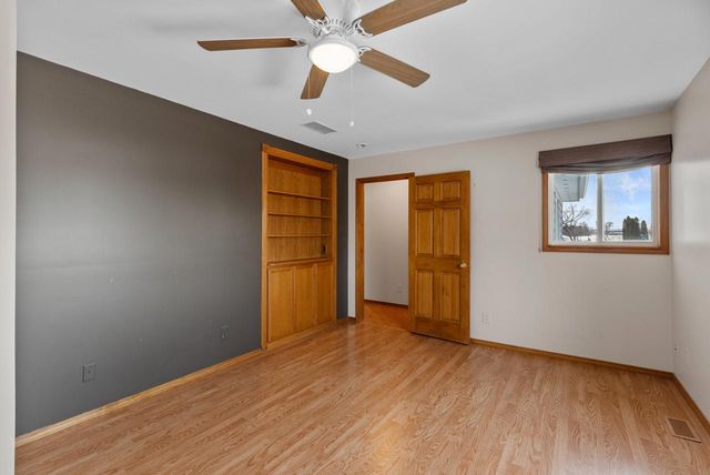 12147 223rd AVENUE, Bristol, WI 53104