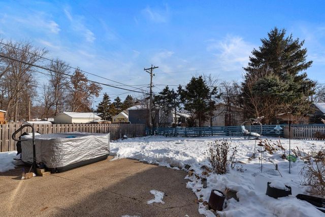 12147 223rd AVENUE, Bristol, WI 53104