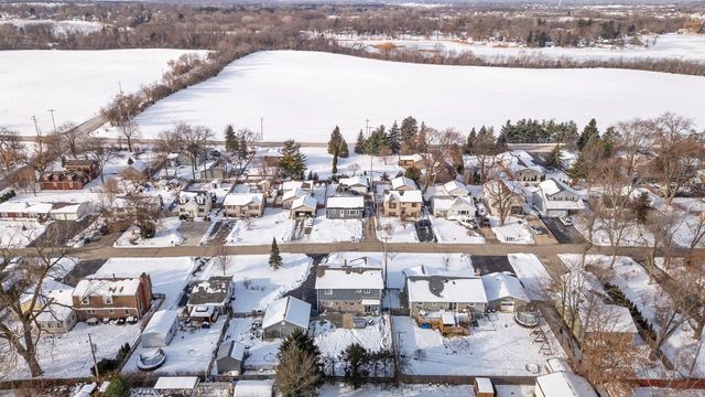 12147 223rd AVENUE, Bristol, WI 53104