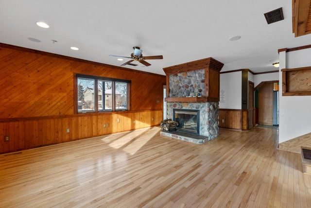 12147 223rd AVENUE, Bristol, WI 53104