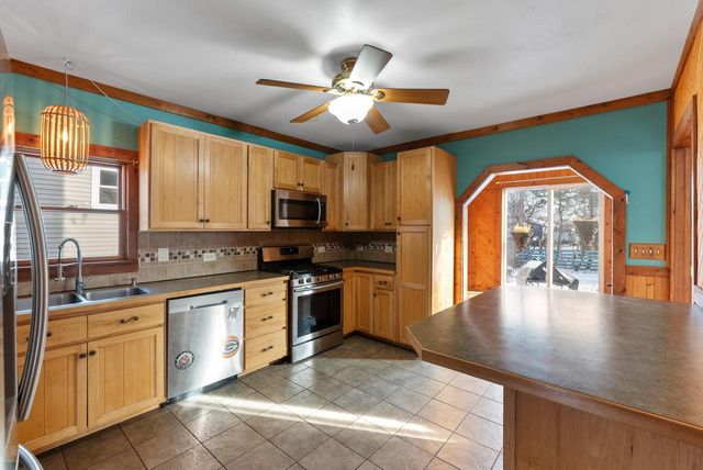 12147 223rd AVENUE, Bristol, WI 53104