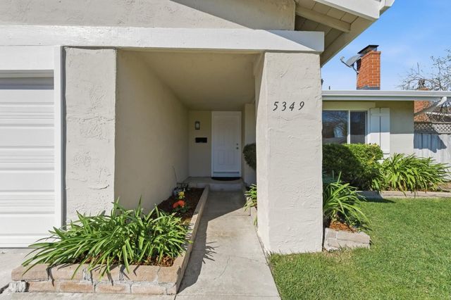 5349 Entrada Oleandros, San Jose, CA 95123