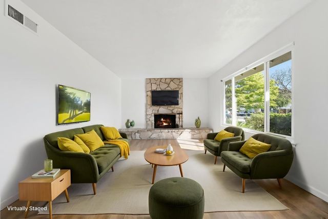 5349 Entrada Oleandros, San Jose, CA 95123