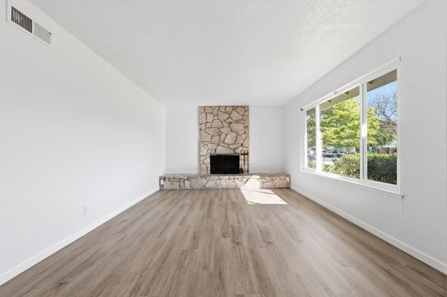 5349 Entrada Oleandros, San Jose, CA 95123