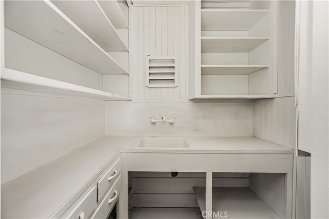 3702 Grand Avenue, Huntington Park, CA 90255