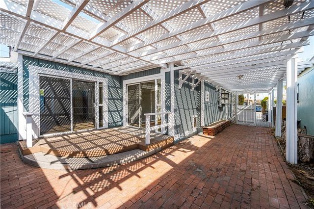 3702 Grand Avenue, Huntington Park, CA 90255